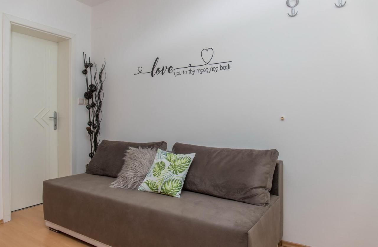 Apartments Zorica ドラマリ エクステリア 写真
