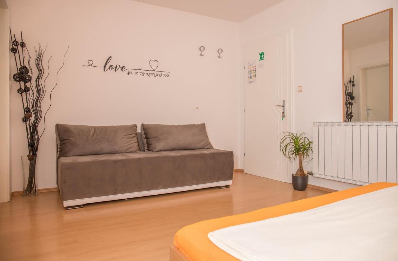 Apartments Zorica ドラマリ エクステリア 写真