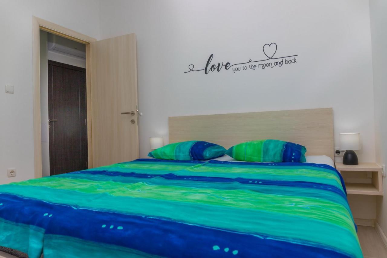 Apartments Zorica ドラマリ エクステリア 写真