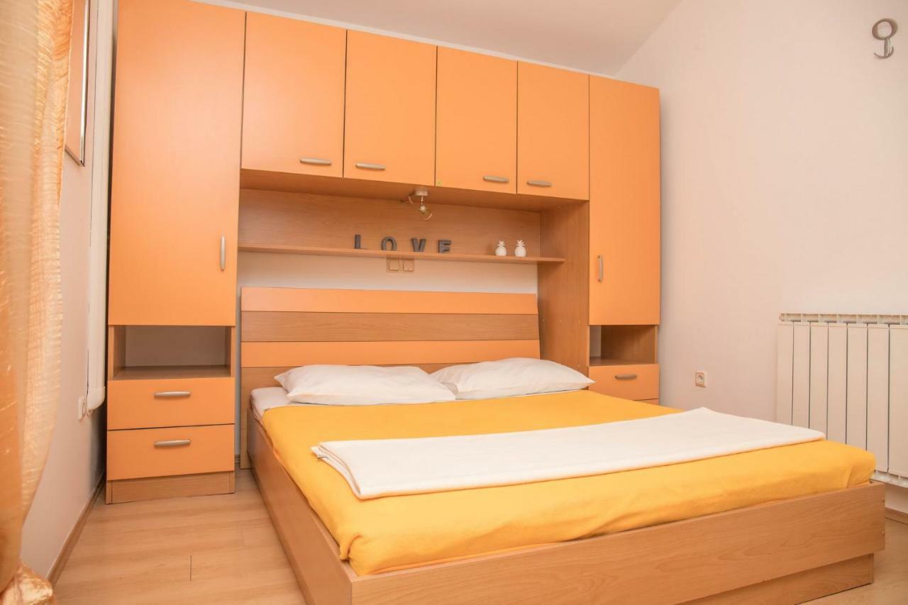 Apartments Zorica ドラマリ エクステリア 写真