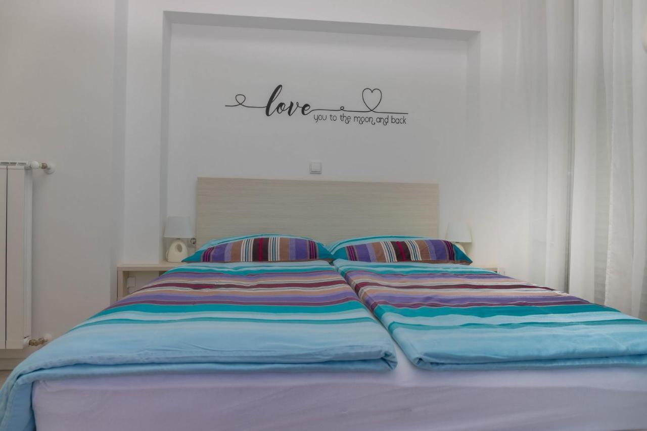Apartments Zorica ドラマリ エクステリア 写真